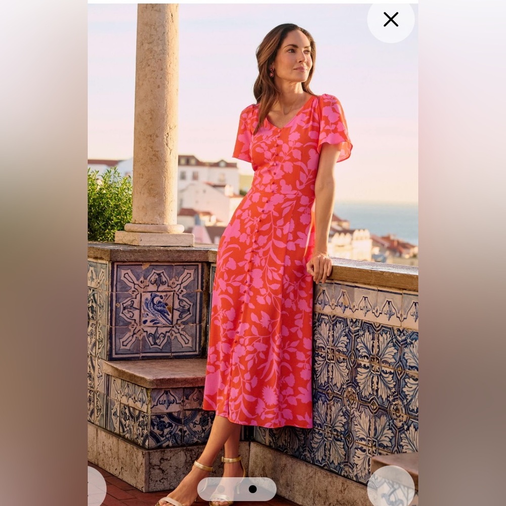 FLUTTER SLEEVE CREPE DRESS - SILHOUETTE GARDEN COLOR 
TANGERINE/GERANIUM Size8